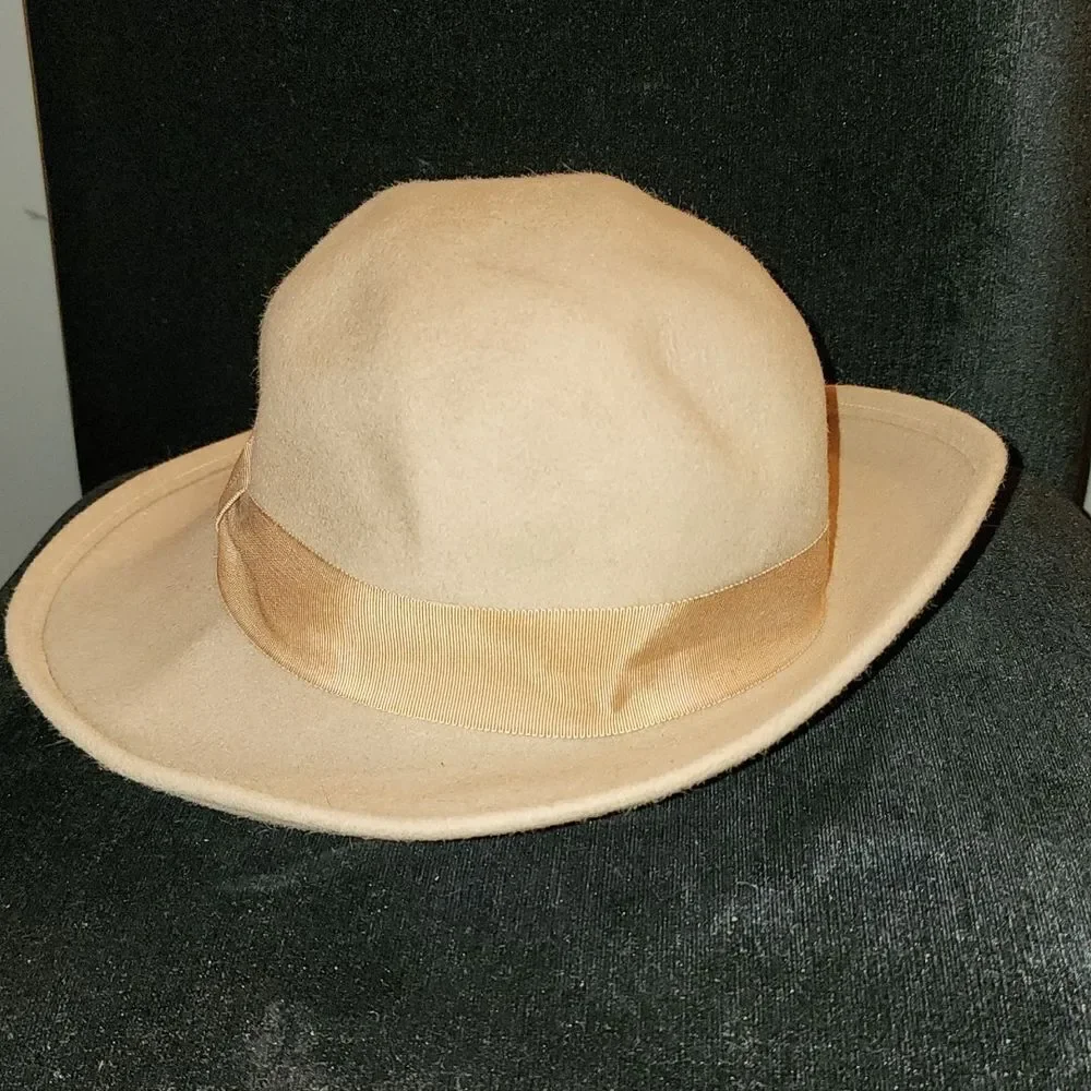 Ann Taylor Hat